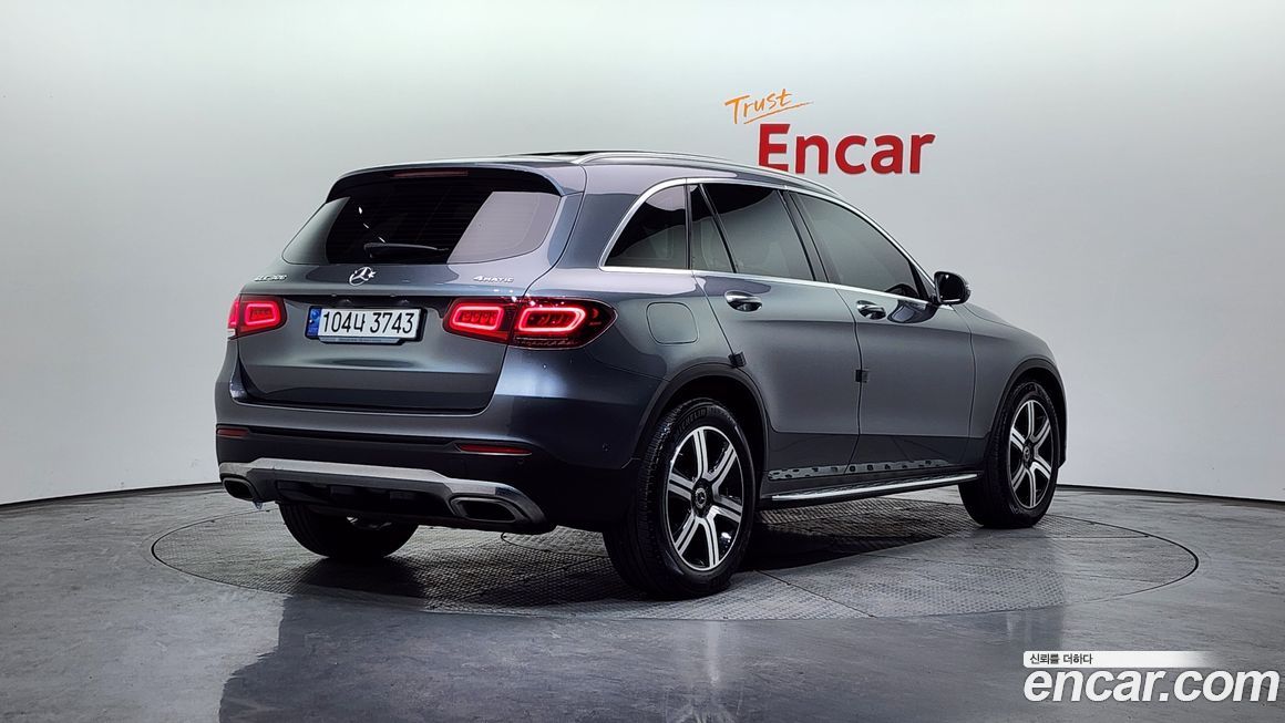 Mercedes-Benz GLC-Class 2020