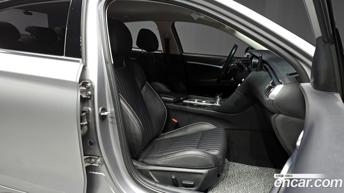 Genesis G70 2021