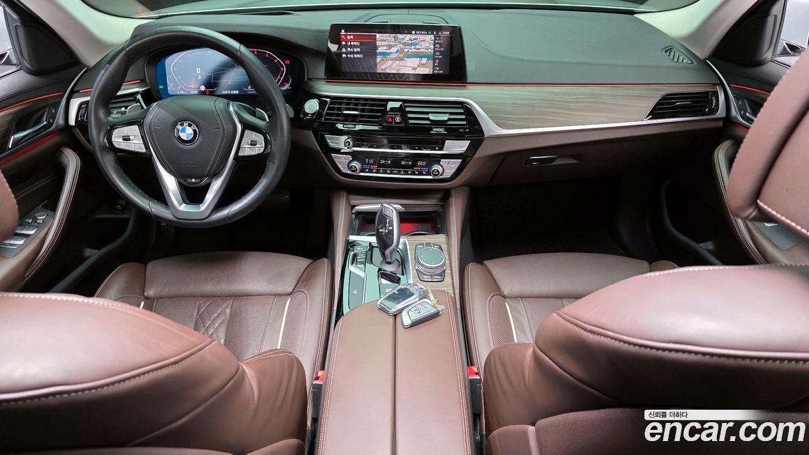 BMW 5-Series 2020