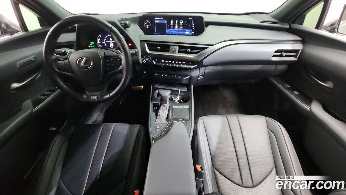 Lexus UX 2020