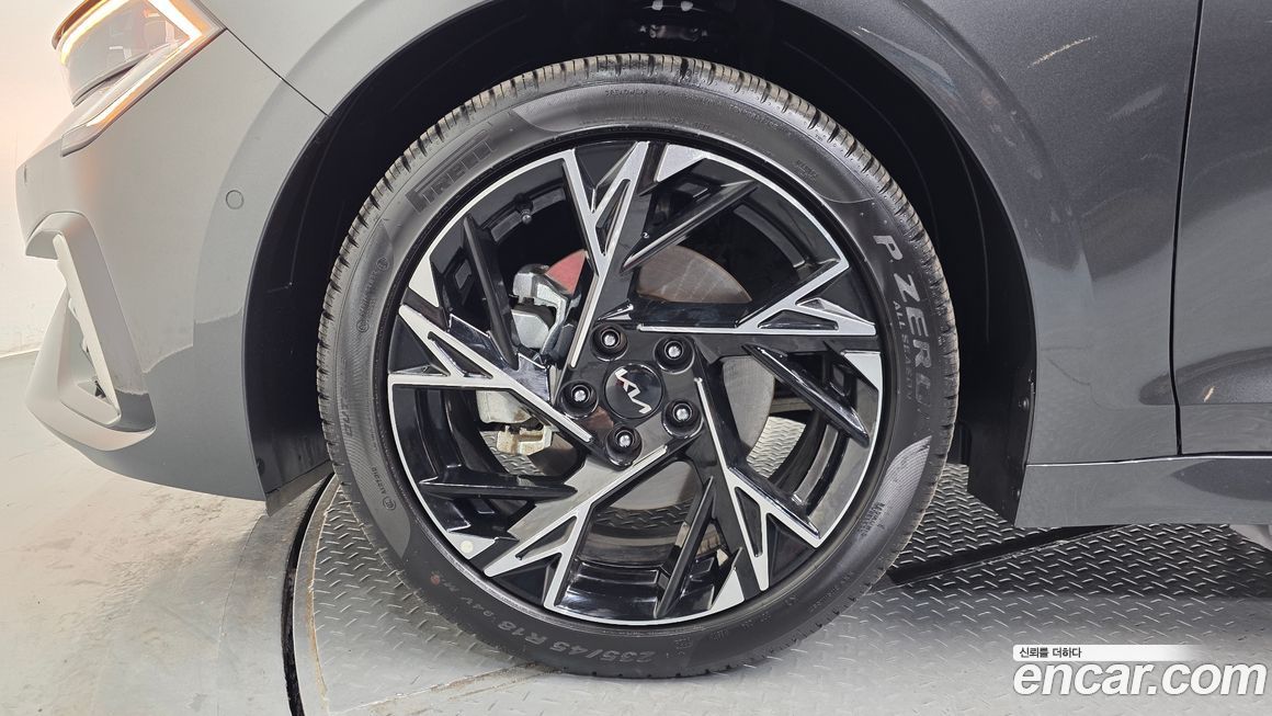 Kia K5 2025