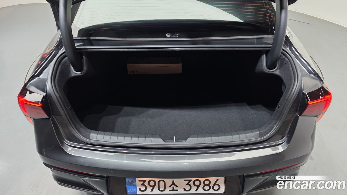Kia K5 2025