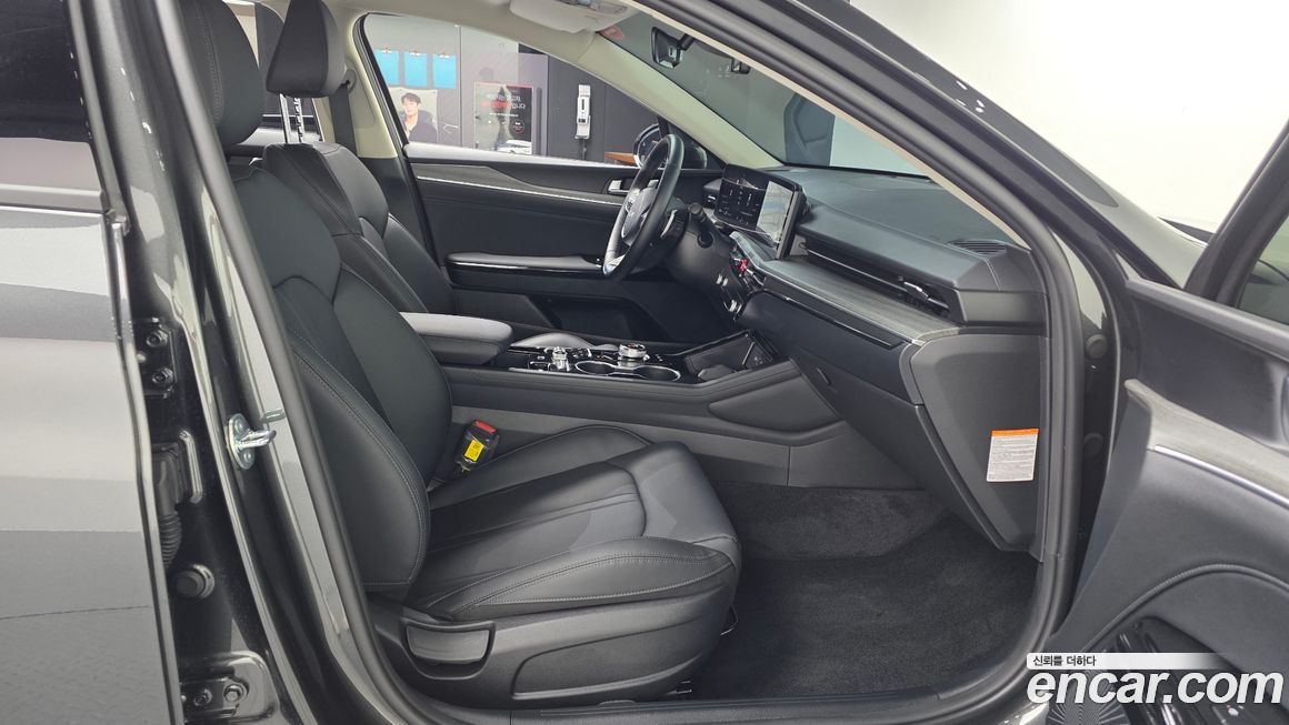 Kia K5 2025