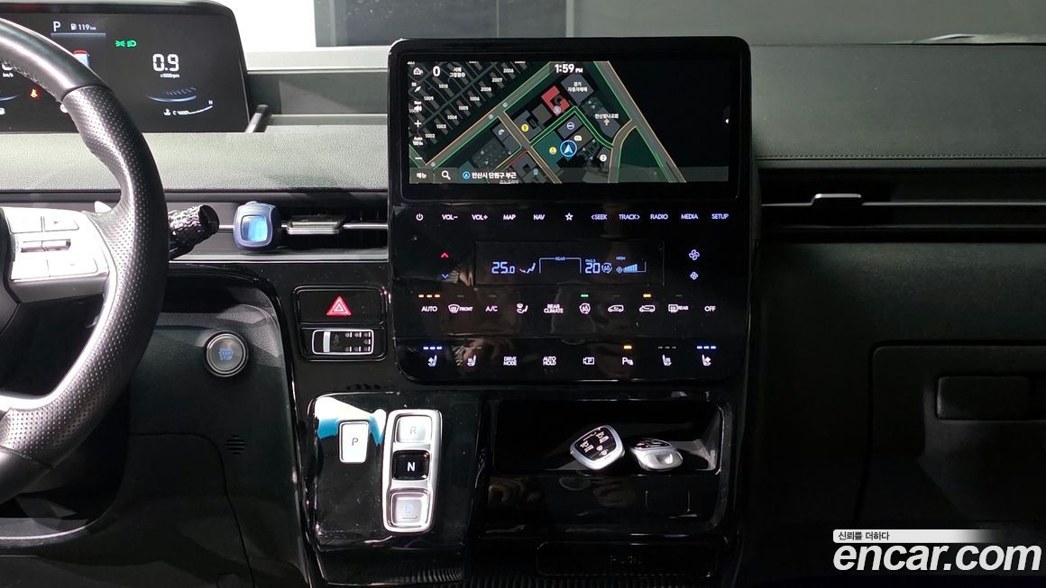 Hyundai Staria 2023