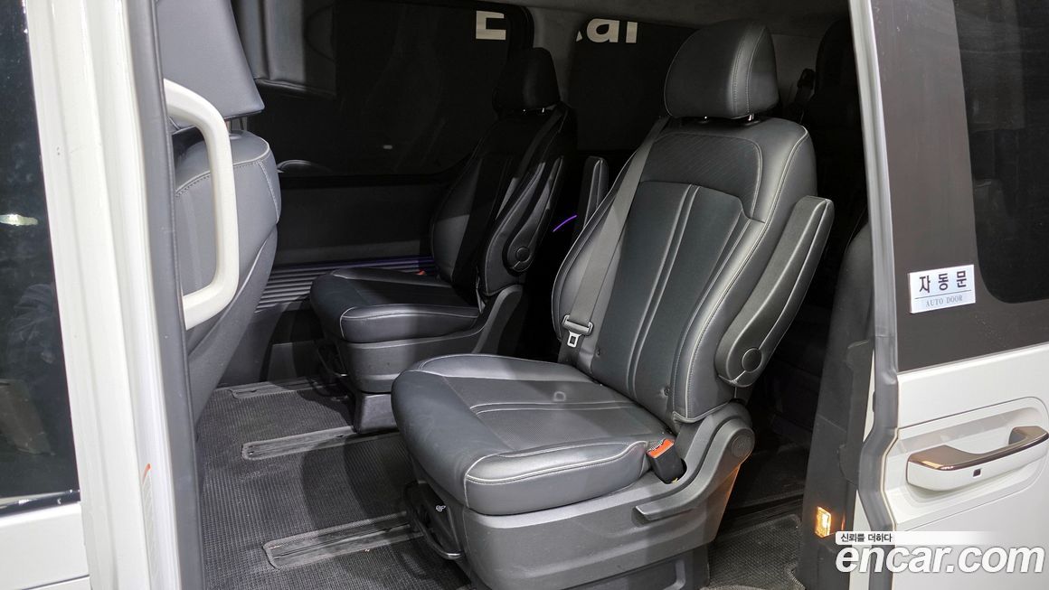 Hyundai Staria 2023