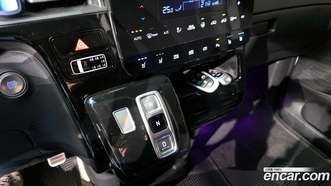 Hyundai Staria 2023