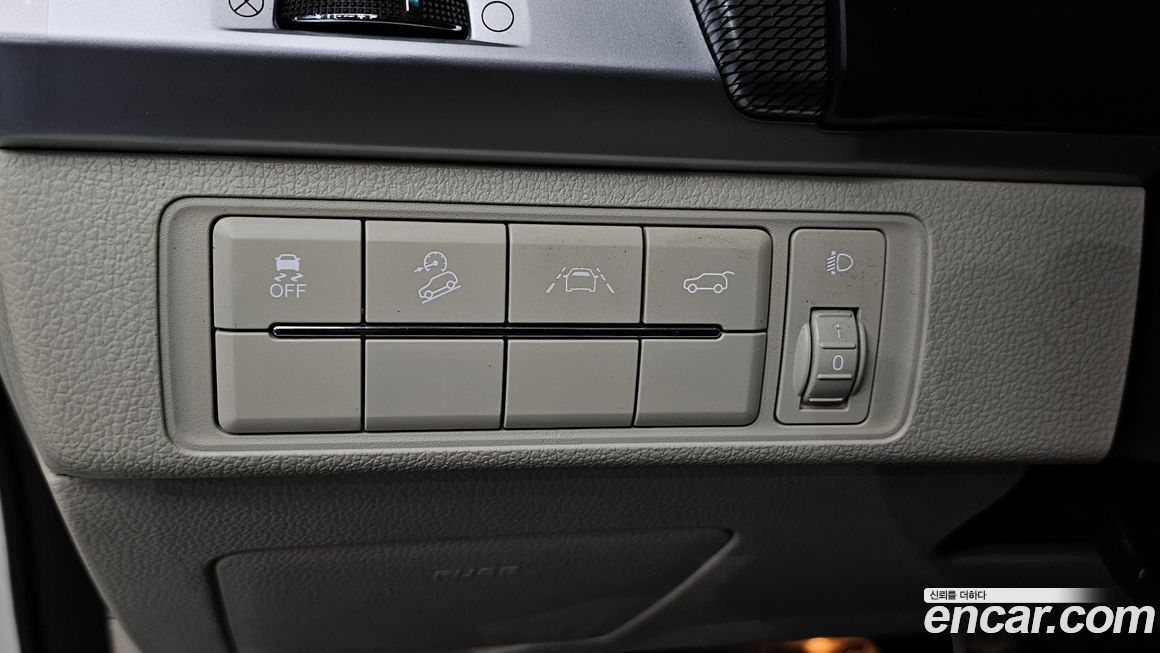 KG_Mobility_Ssangyong Rexton 2023