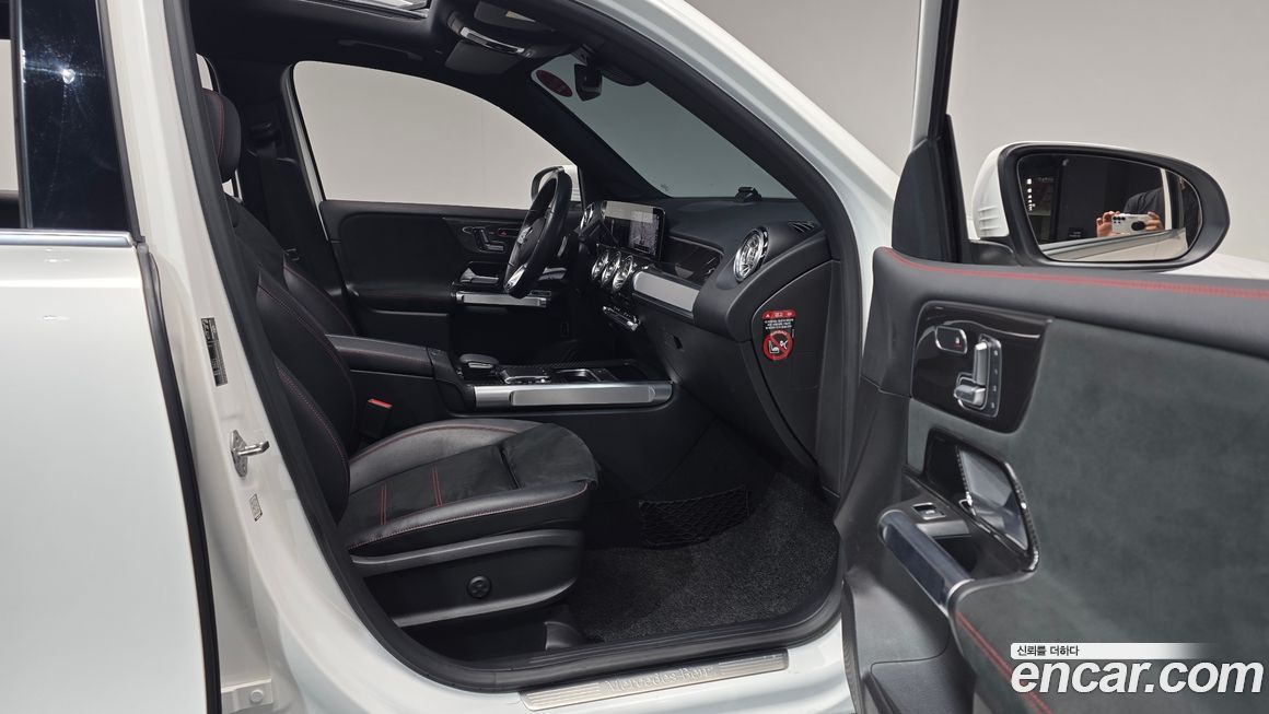 Mercedes-Benz GLB-Class 2020