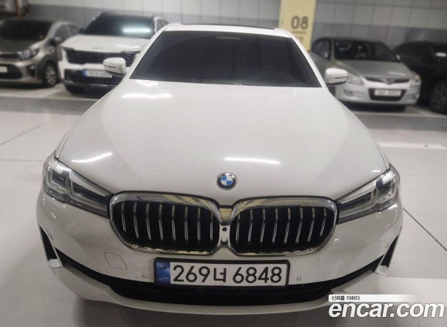 BMW 5-Series 2021