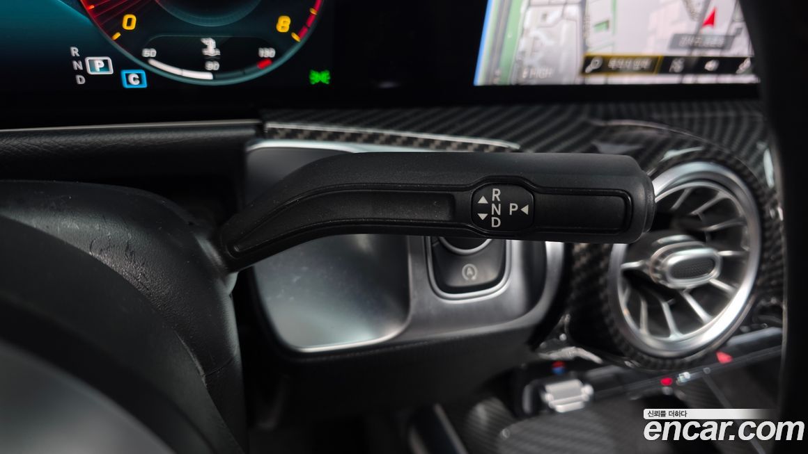 Mercedes-Benz GLB-Class 2020