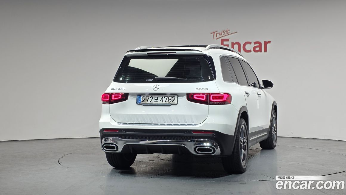 Mercedes-Benz GLB-Class 2020