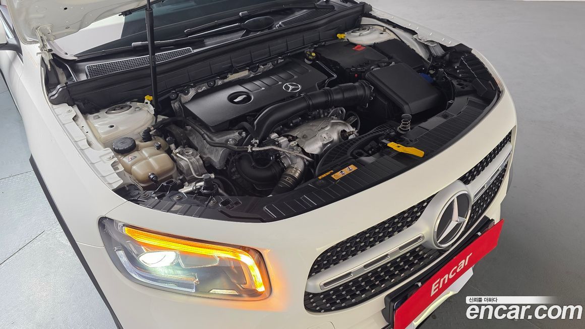 Mercedes-Benz GLB-Class 2020