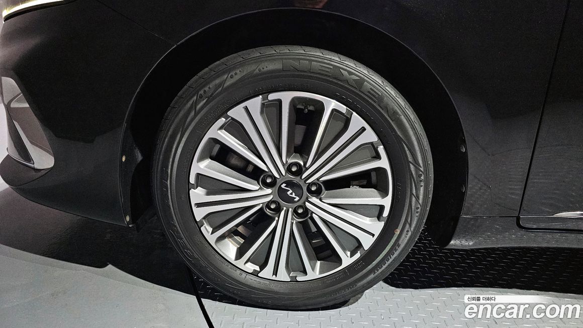 Kia K7 2021