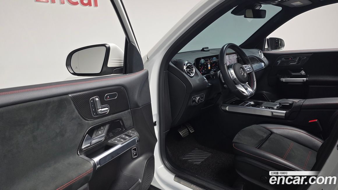 Mercedes-Benz GLB-Class 2020