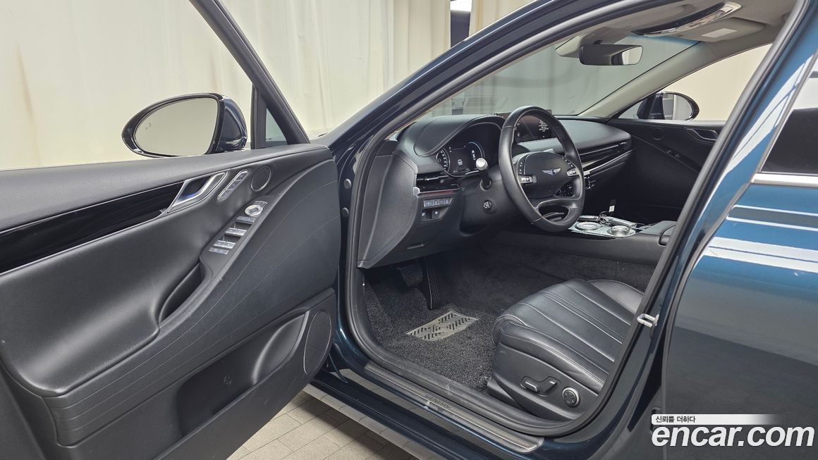 Genesis G80 2021