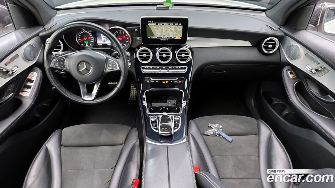 Mercedes-Benz GLC-Class 2019