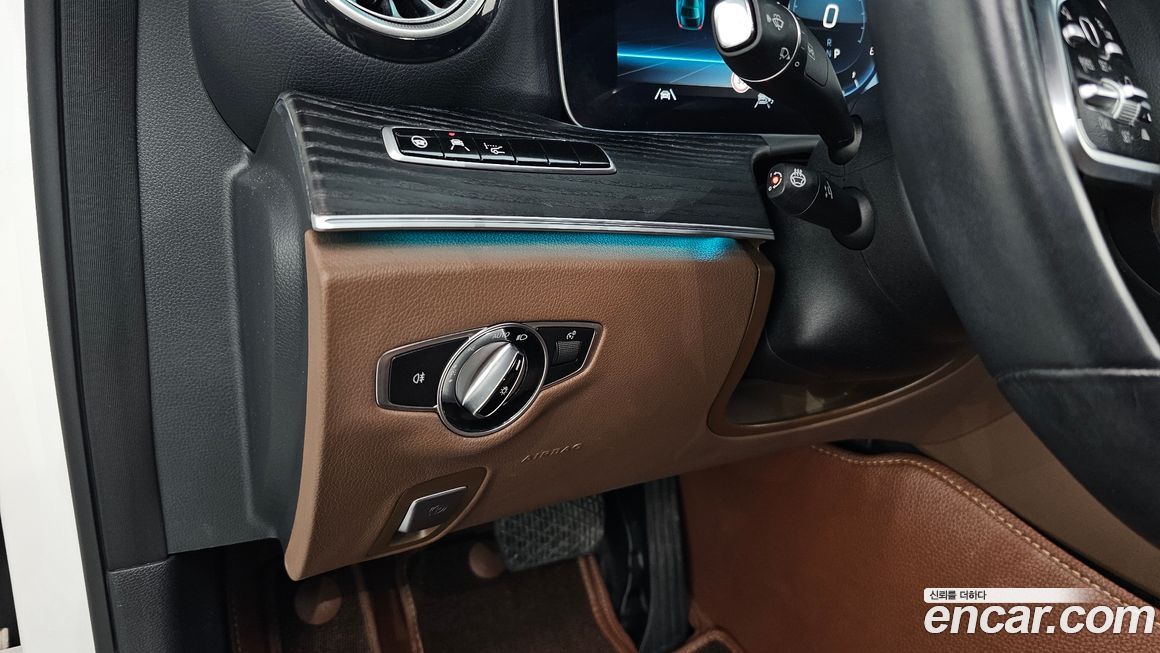 Mercedes-Benz E-Class 2020