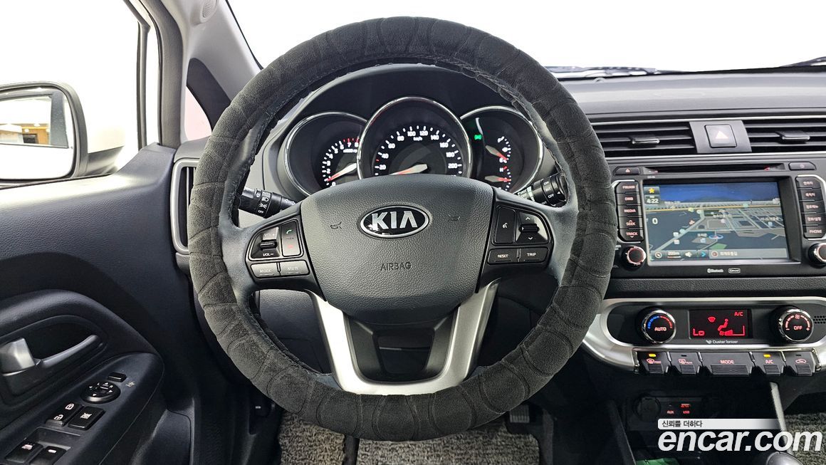 Kia pride 2017