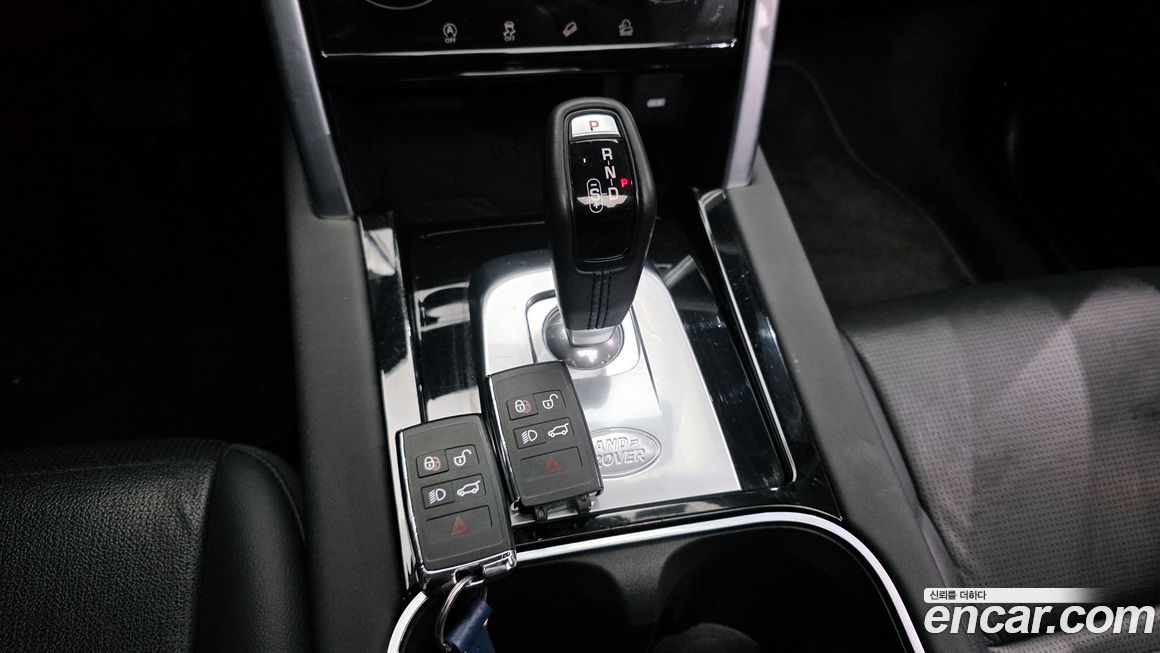 Land Rover Discovery Sport 2023