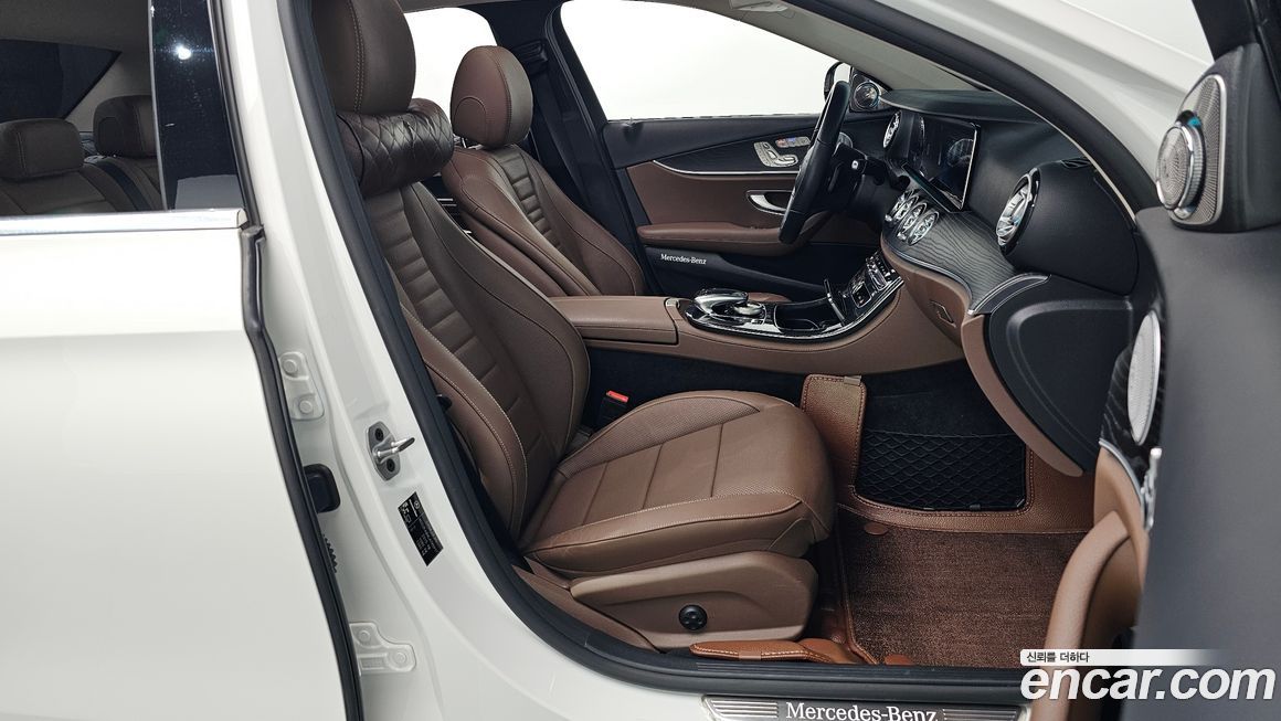 Mercedes-Benz E-Class 2020