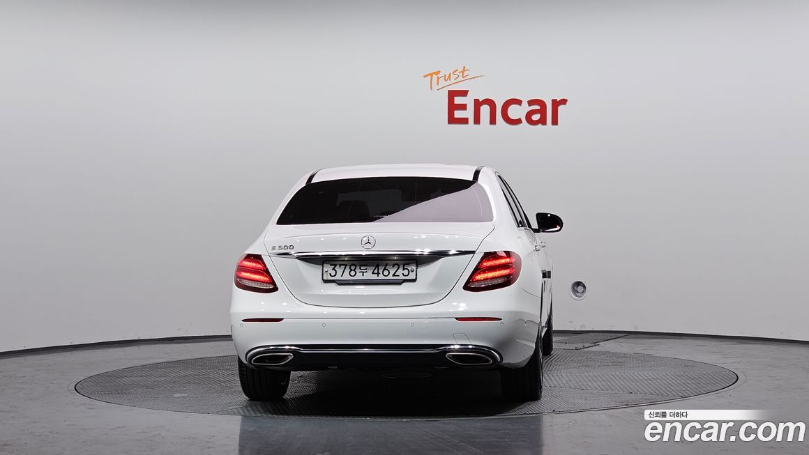 Mercedes-Benz E-Class 2020