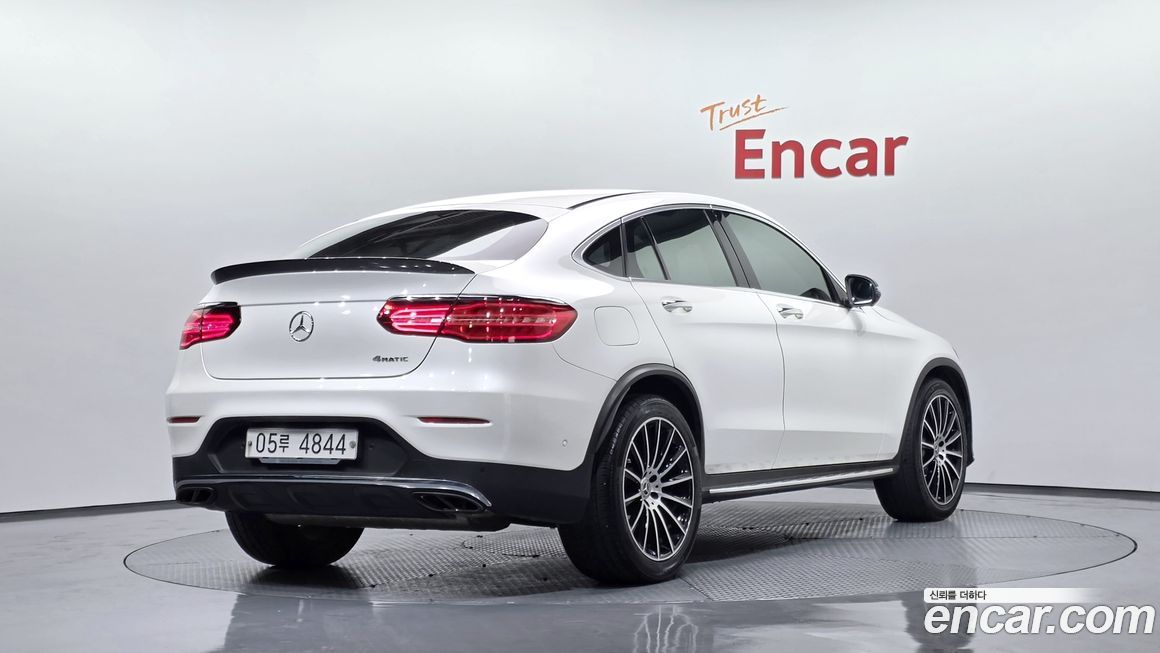 Mercedes-Benz GLC-Class 2019