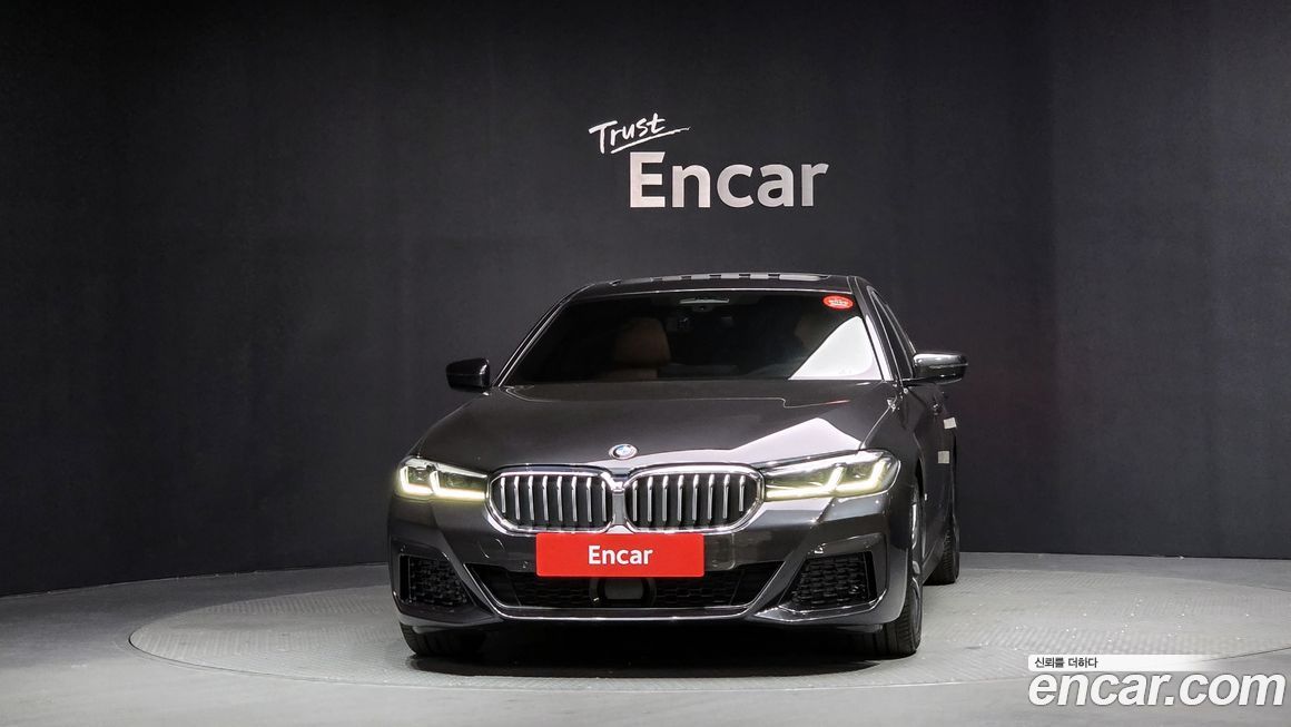 BMW 5-Series 2021