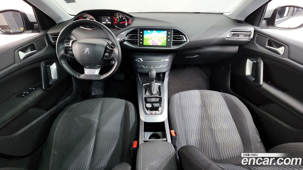 Peugeot 308 2016