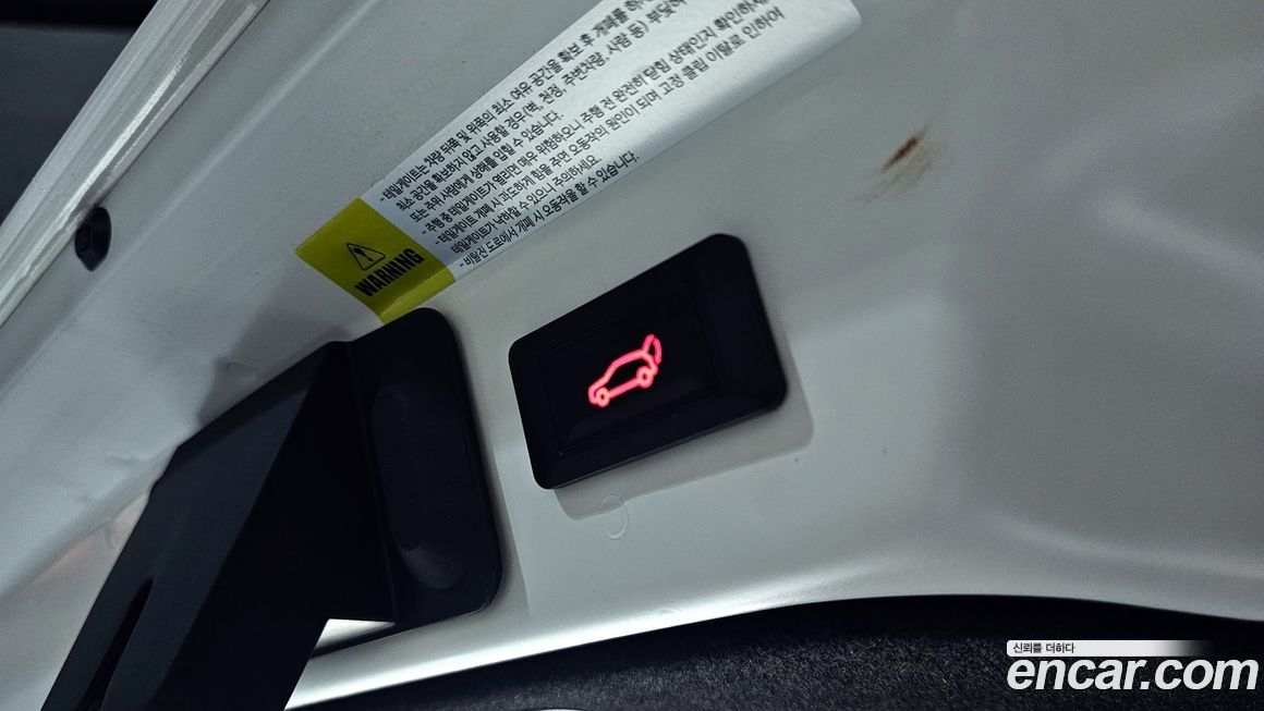 Hyundai Staria 2025