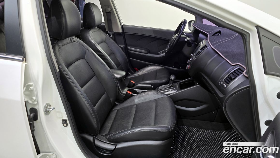 Kia K3 2015