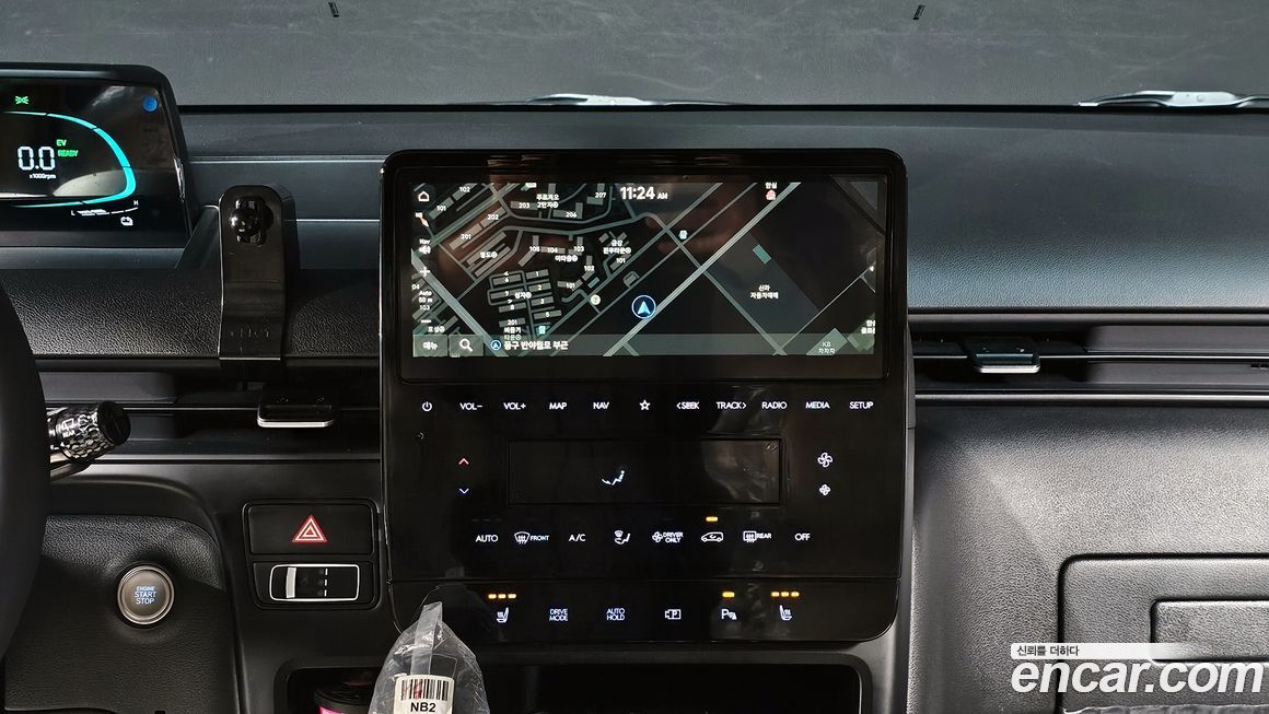 Hyundai Staria 2025