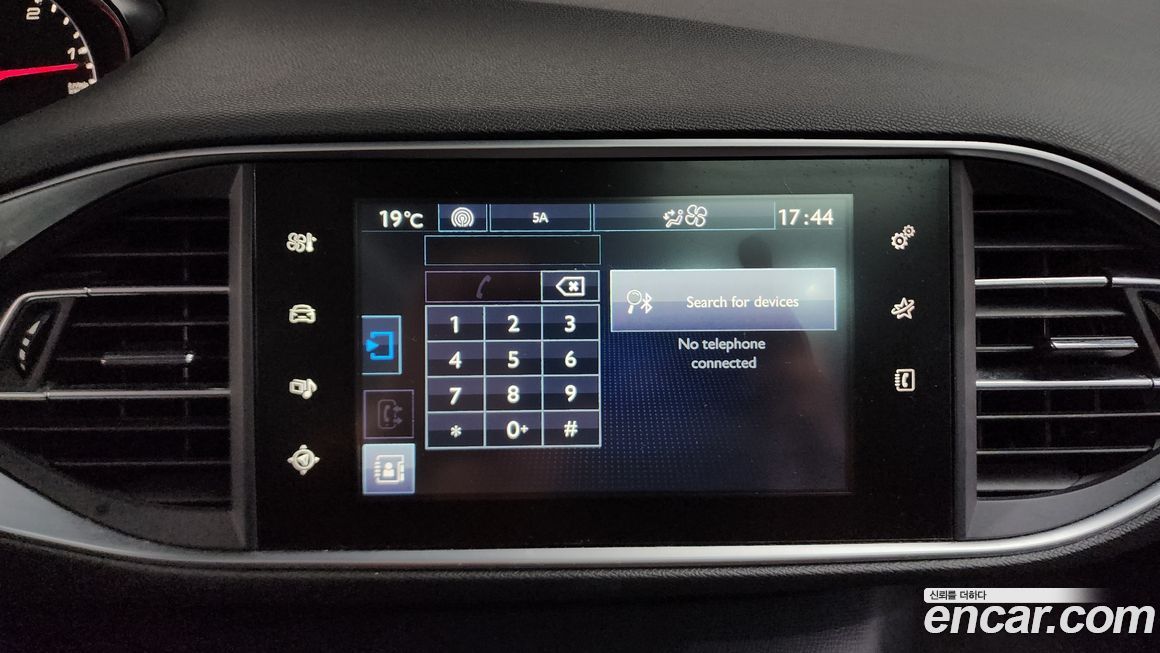 Peugeot 308 2016