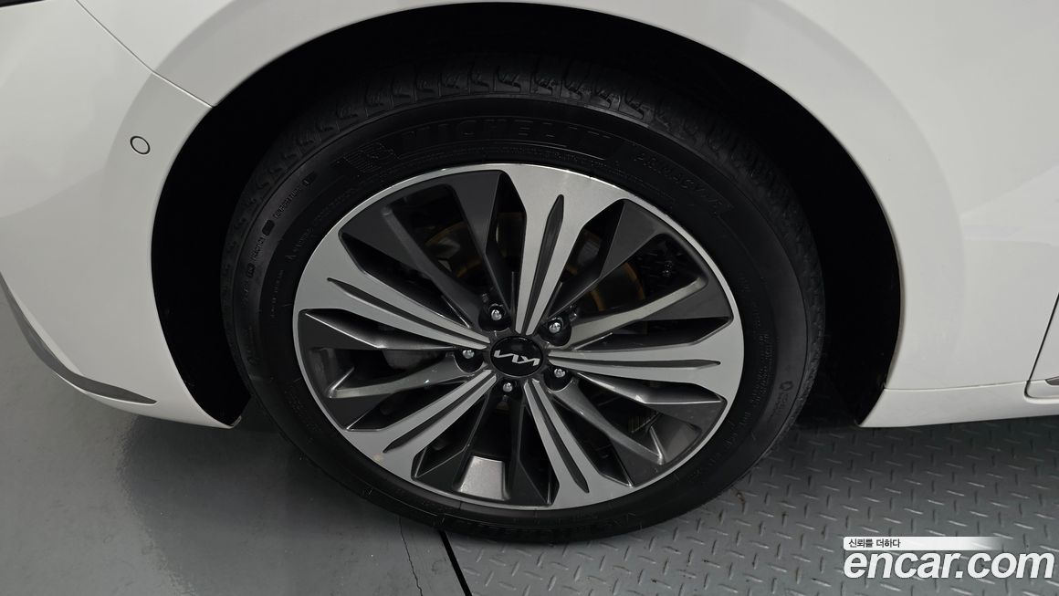Kia K8 2023
