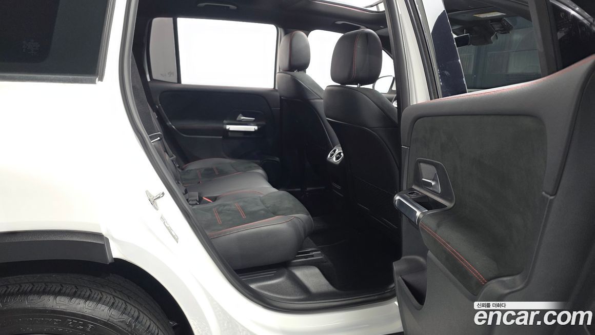 Mercedes-Benz GLB-Class 2022