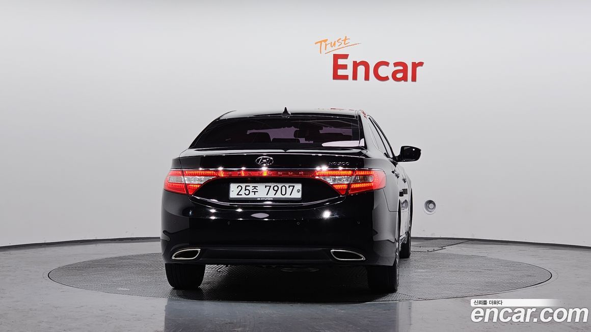 Hyundai Grandeur 2013