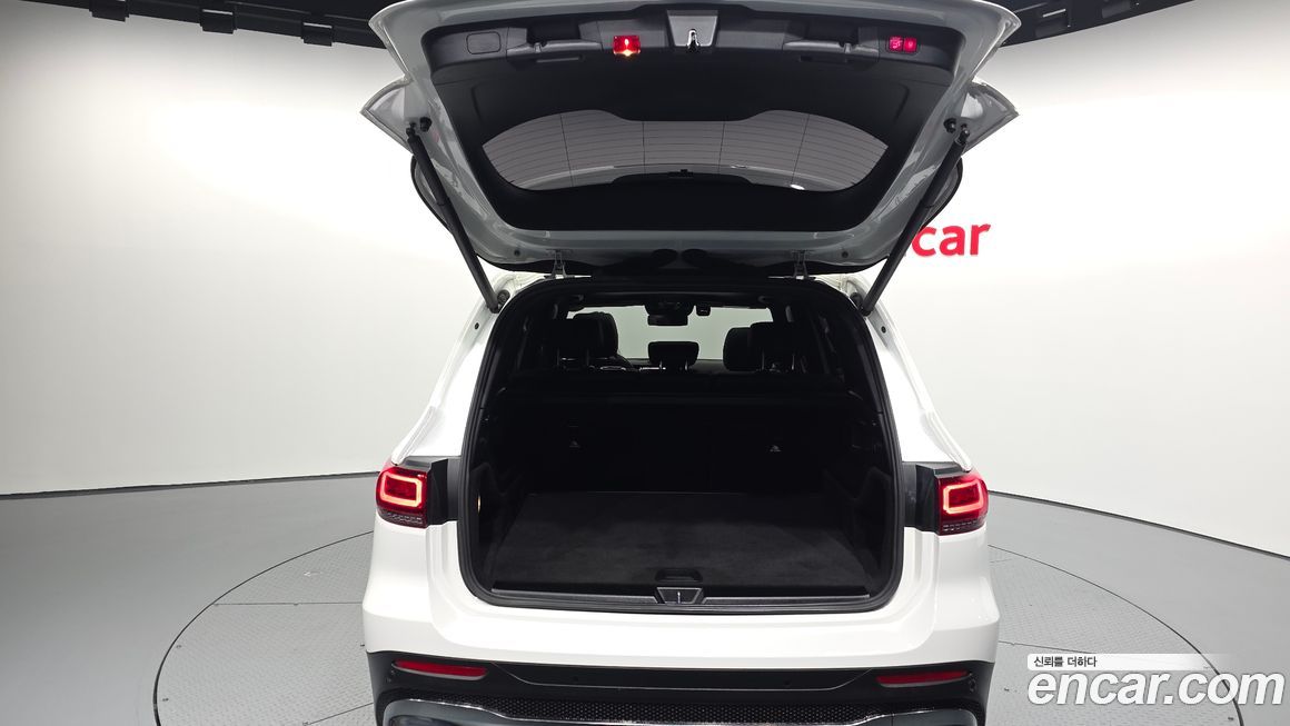 Mercedes-Benz GLB-Class 2022