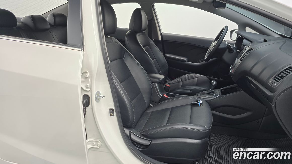 Kia K3 2015