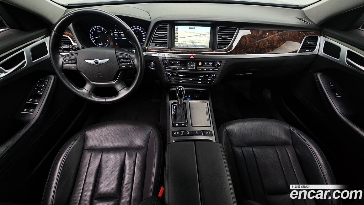 Hyundai Genesis 2016