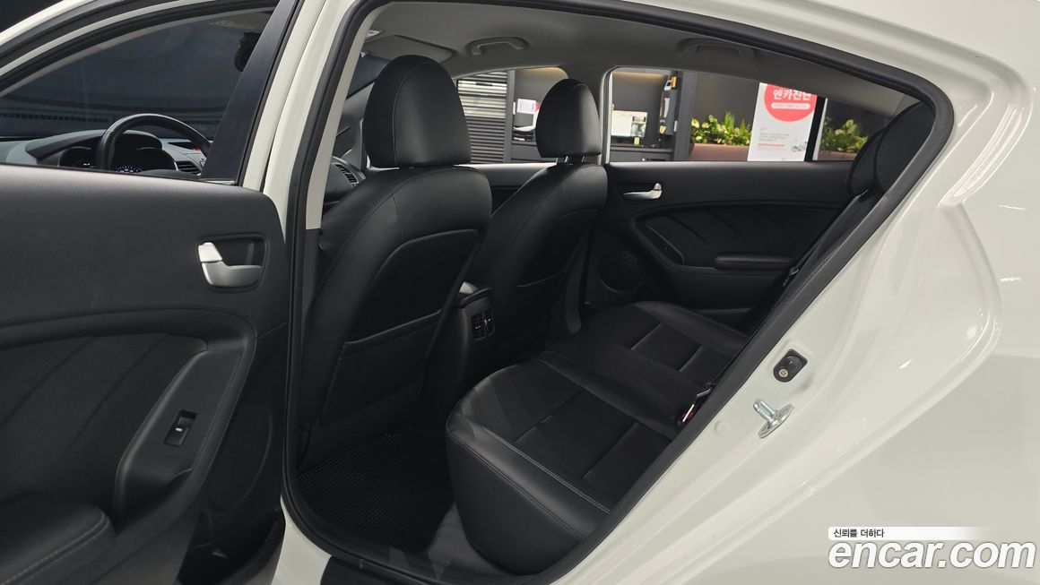Kia K3 2015