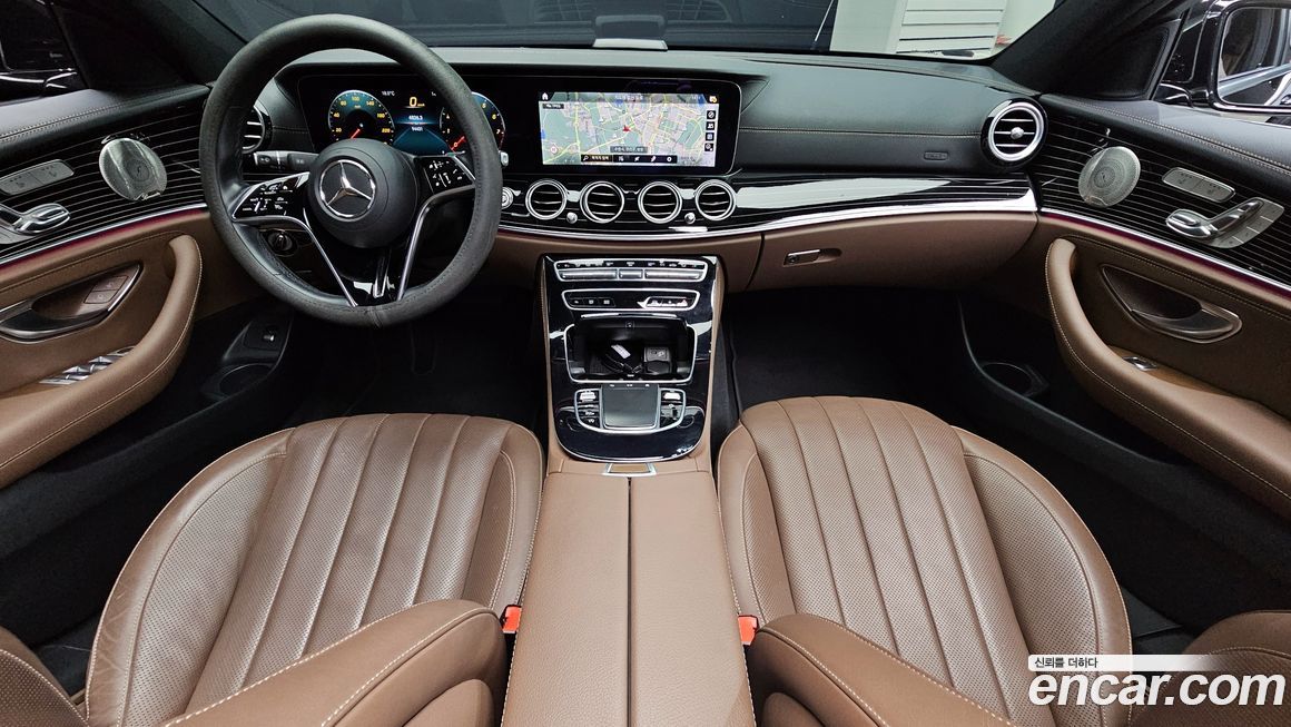 Mercedes-Benz E-Class 2021