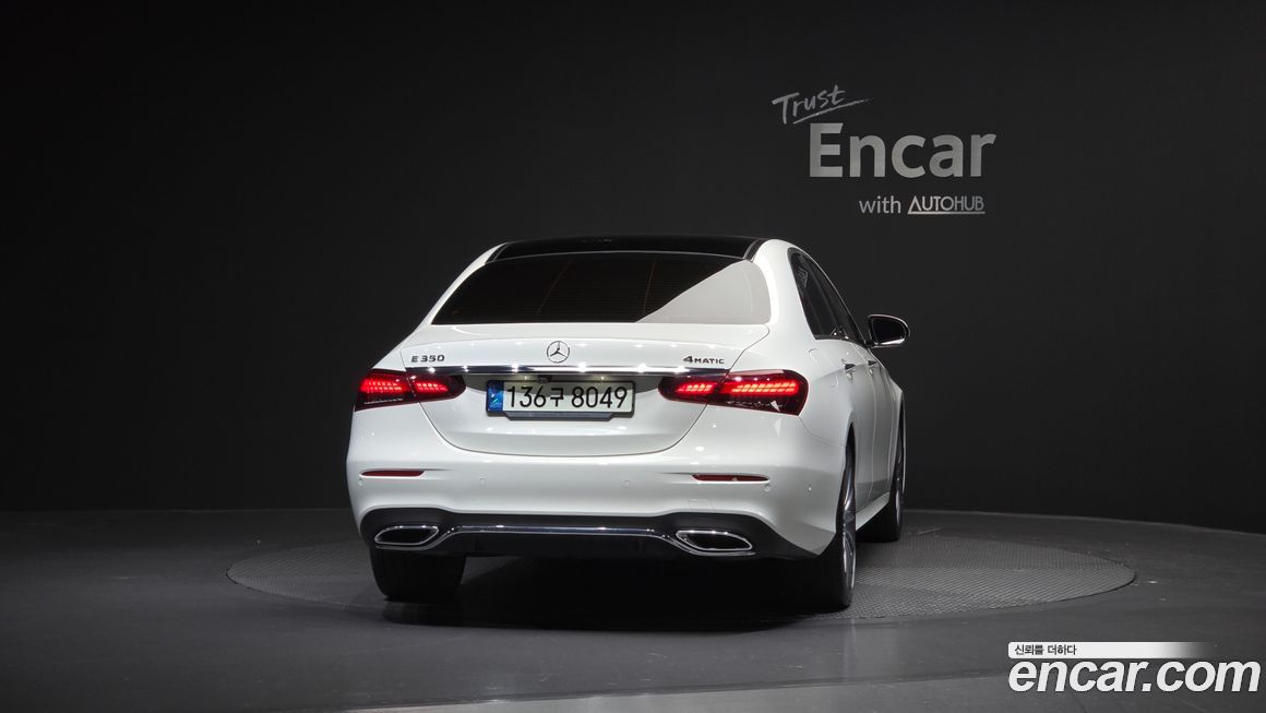 Mercedes-Benz E-Class 2021