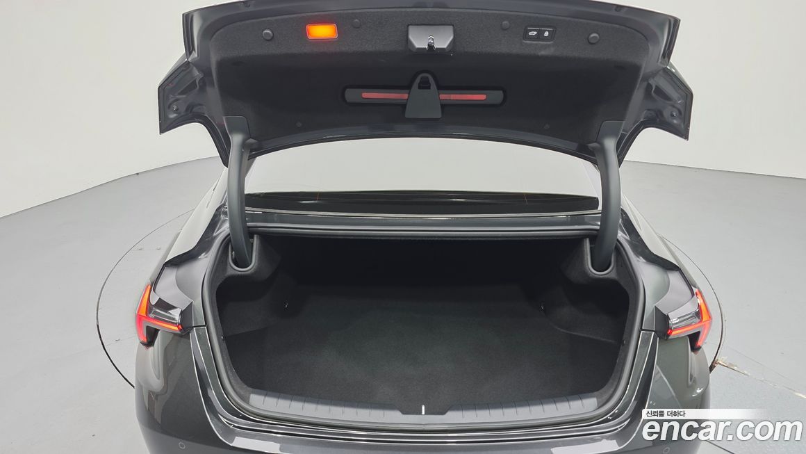 Kia K8 2025