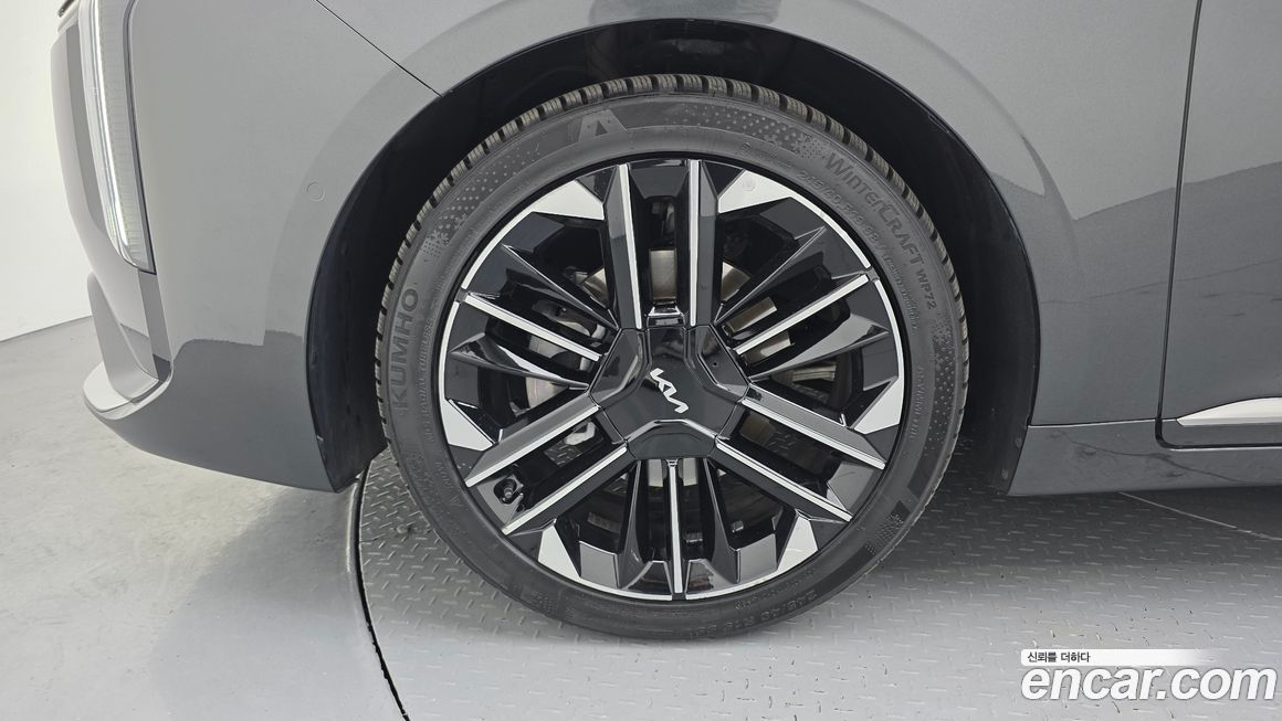 Kia K8 2025