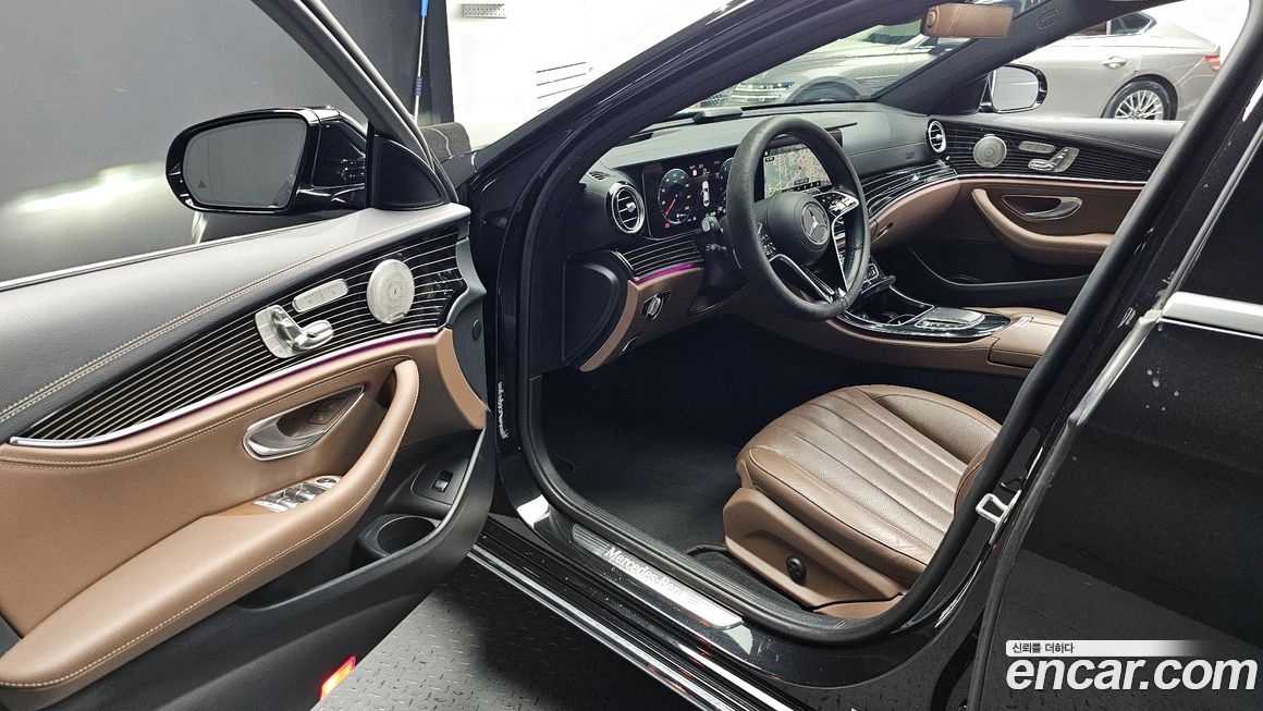 Mercedes-Benz E-Class 2021