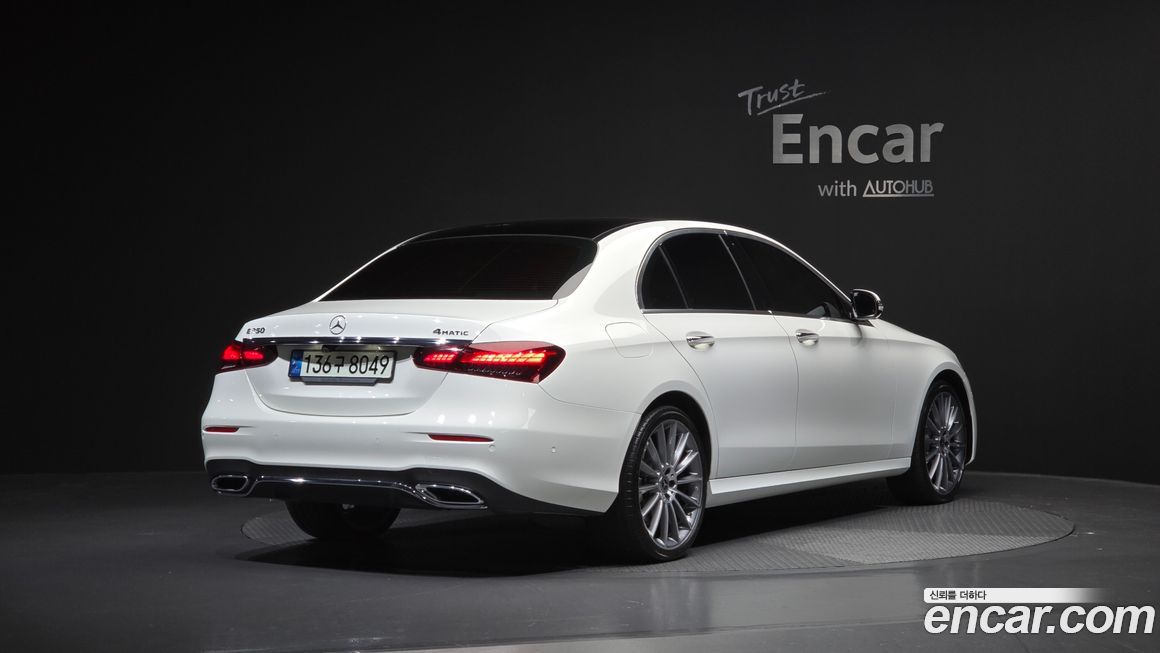Mercedes-Benz E-Class 2021