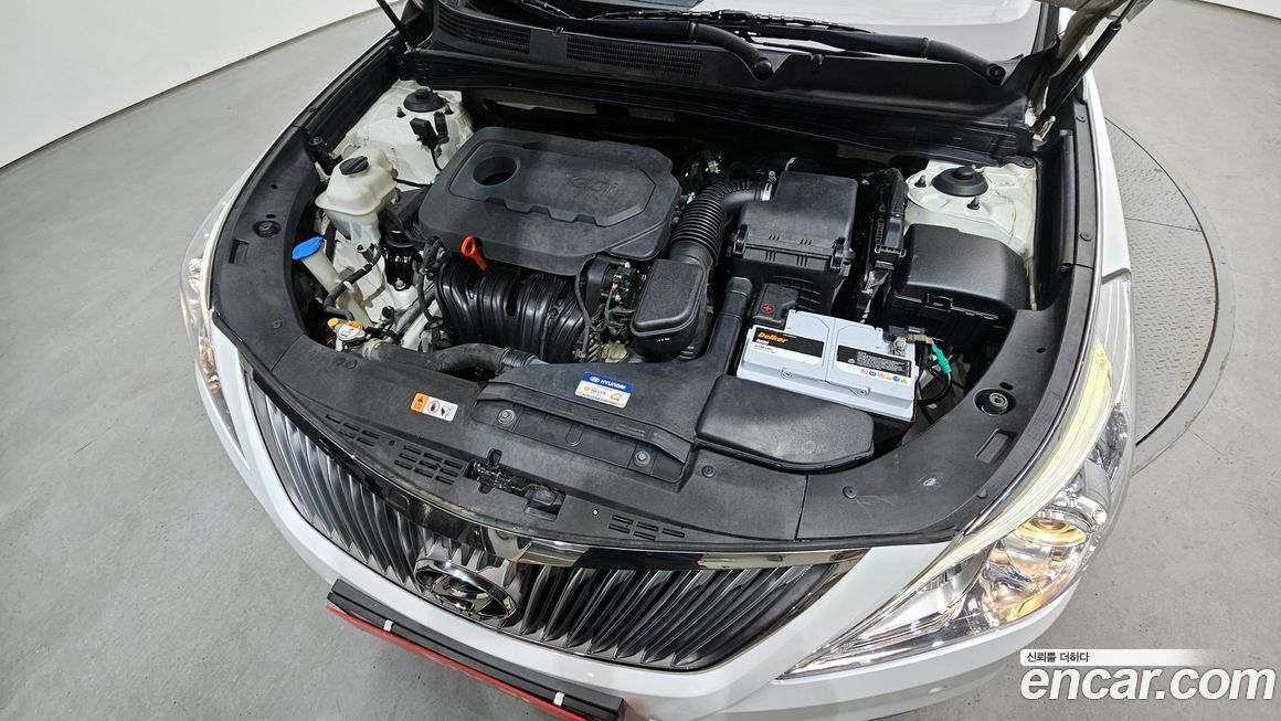 Hyundai Grandeur 2015