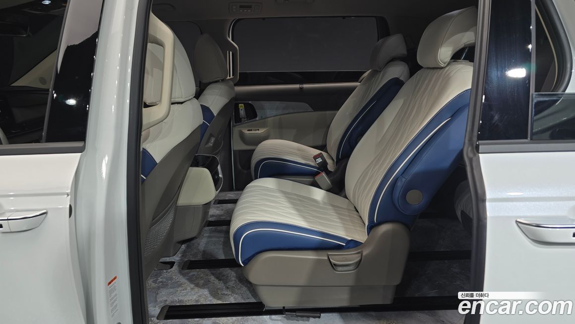 Kia Canival 2025
