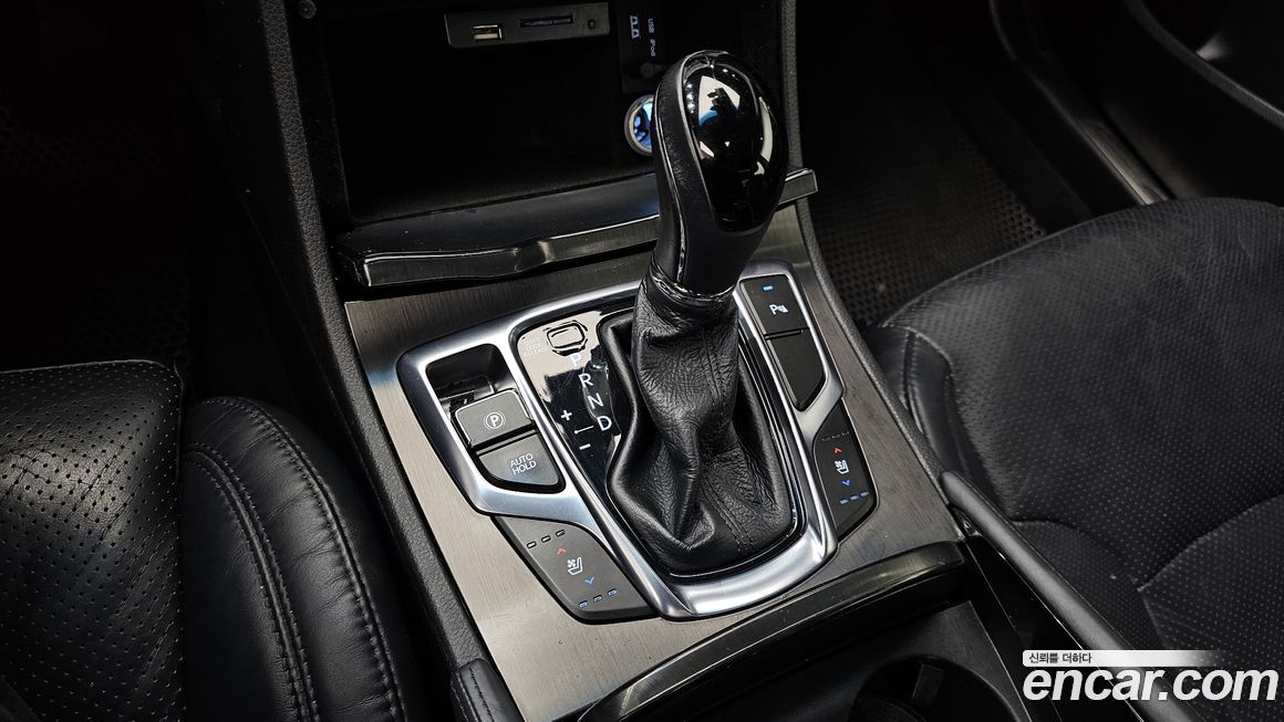 Hyundai Grandeur 2015