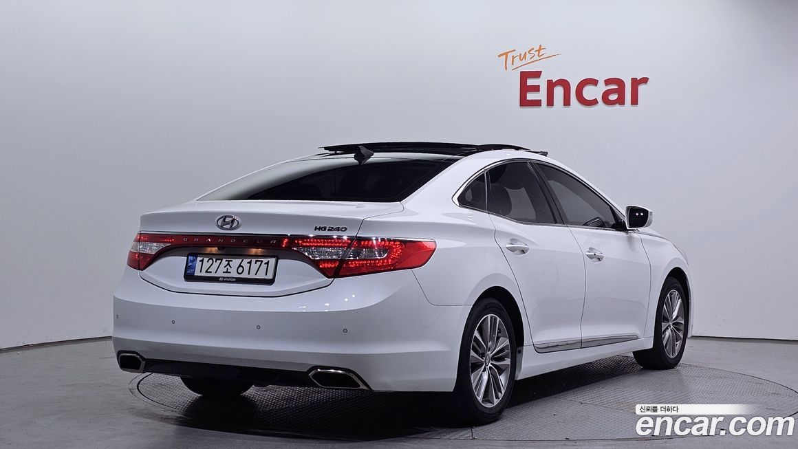 Hyundai Grandeur 2015
