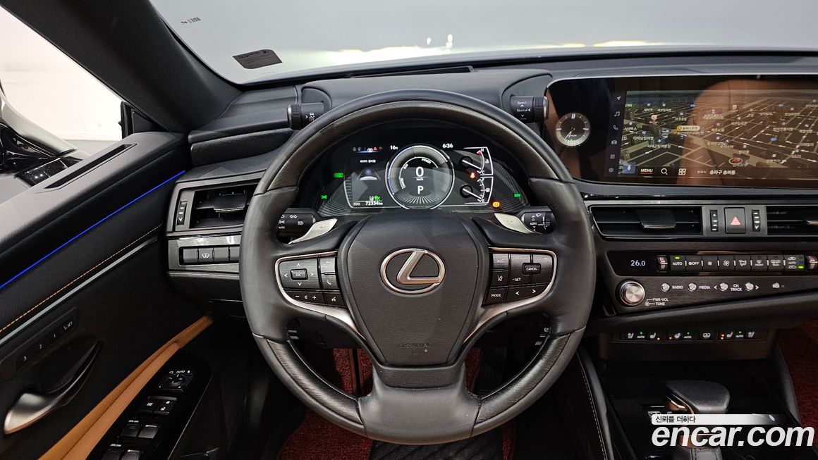 Lexus ES 2023